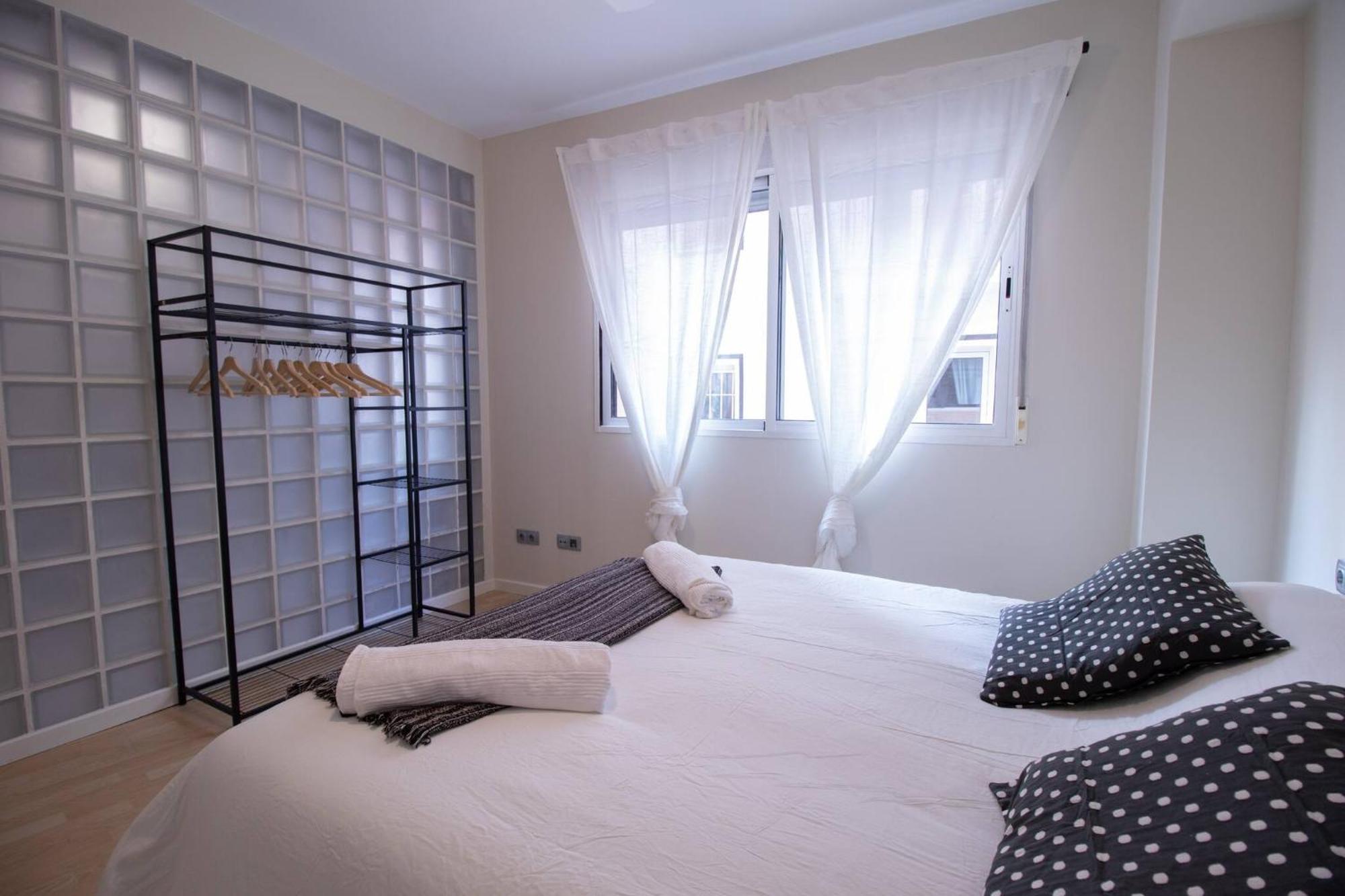 Old Town Flat By Concept Flats Apartment Valencia Bagian luar foto